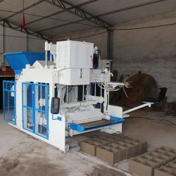 QMY10-15 Mobile hydraulic block making machine
